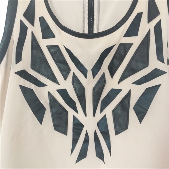 Express cream color tank - Picture 2 of 4